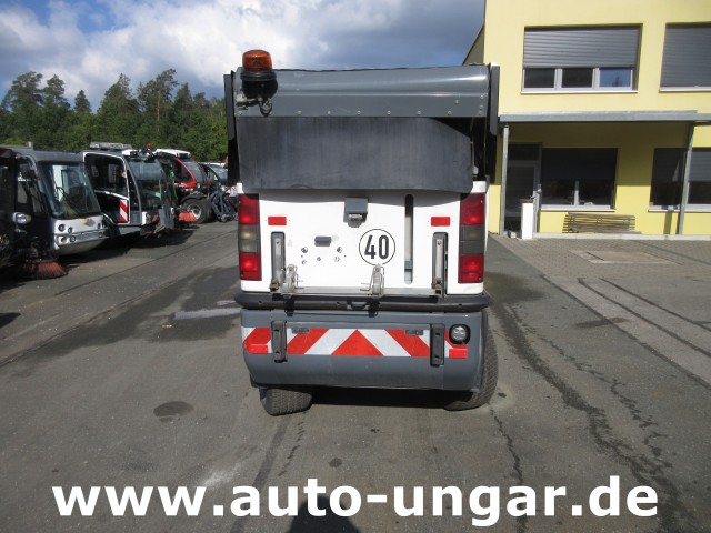 Boschung - S3 Kehrmaschine urban sweeper Wildkrautbesen Allradlenkung