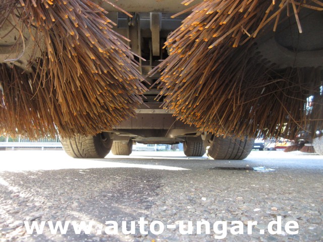 Hako - CityMaster CM 1600 Kehrmaschine Knicklenkung Allrad Kommunalfahrzeug