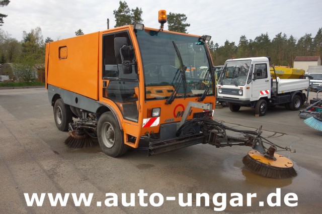 Aebi - MFH 5000 Kehrmaschine Baujahr 2004 4-Rad Lenkung Wildkrautbesen