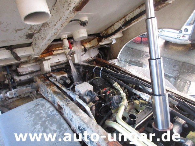 Multicar - Tremo X56 CMAR LC 860 Schwemmfahrzeug Streetwasher 4x4x4 Baujahr 2014 EU5