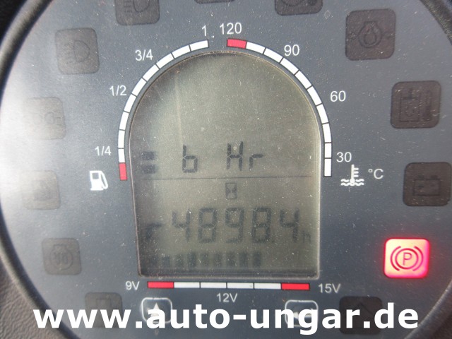 Nilfisk - CR3500 Geräteträger Kommunalfahrzeug 4x4 Kehrmaschine Schmidt Flexigo