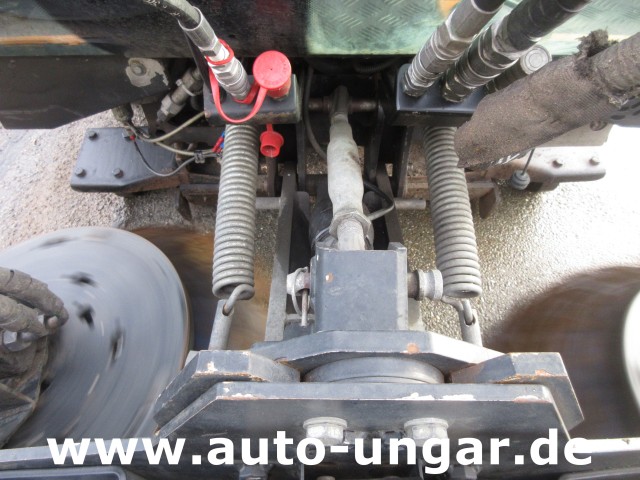 Nilfisk - CR3500 Geräteträger Kommunalfahrzeug 4x4 Kehrmaschine Schmidt Flexigo