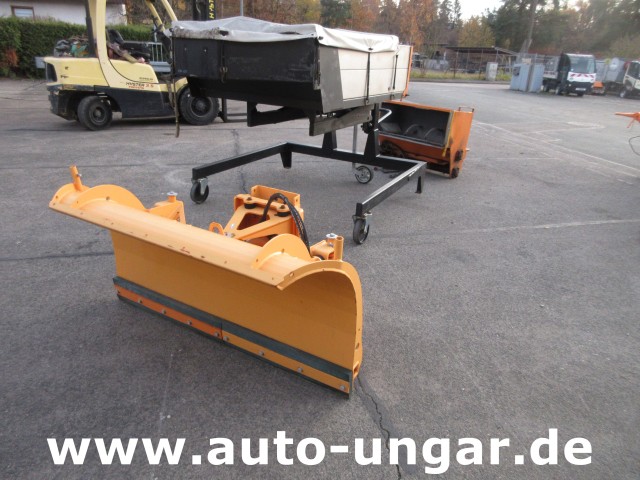 Nilfisk - CR 3500 Winterdienst - Paket Schneepflug Streuer Kipper - Pritsche