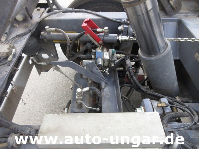 Dulevo - 5000 Evolution mit Frontbesen 4-Rad-Lenkung Hochentleerung Handsaugschlauch