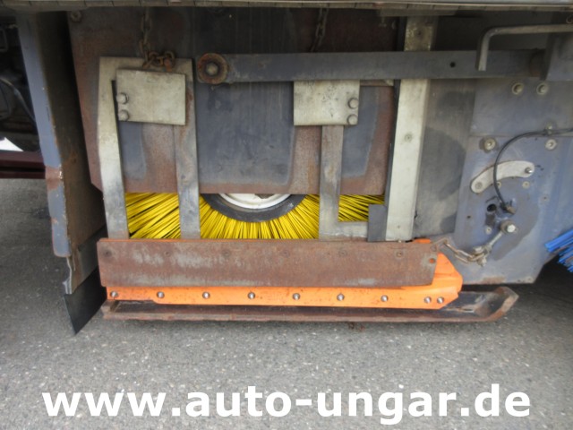 Dulevo - 5000 Evolution mit Frontbesen 4-Rad-Lenkung Hochentleerung Handsaugschlauch