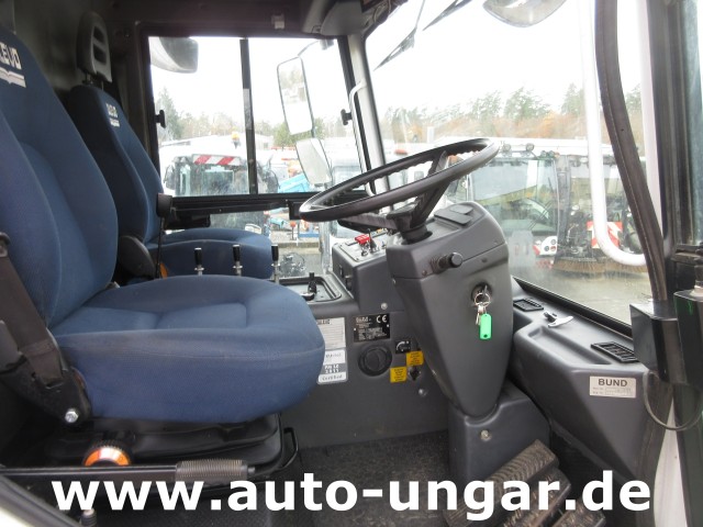 Dulevo - 5000 Evolution mit Frontbesen 4-Rad-Lenkung Hochentleerung Handsaugschlauch