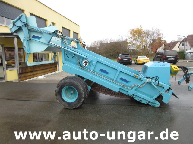 Kässbohrer - BeachTech STR 2000 Cribleuse de Plage  BeachCleaner Strandreiniger عمال تنظيف الشاطئ