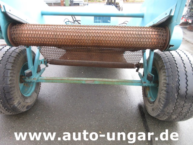 Kässbohrer - BeachTech STR 2000 Cribleuse de Plage  BeachCleaner Strandreiniger عمال تنظيف الشاطئ