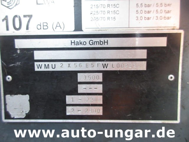 Hako - CityMaster CM2000 2 Besen Baujahr 2015 Kehrmaschine 4-Rad-Lenkung