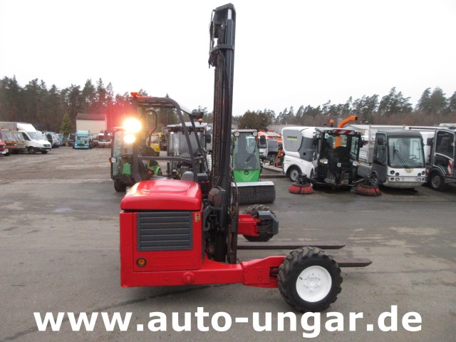 Moffett - M4 M25.4 4-Wege Mitnahmestapler Allrad Gabelstapler Hiab