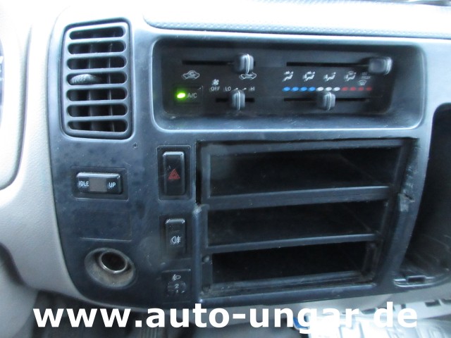 Toyota - Dyna 100 D-4D Müllwagen Faun City Provence Benne 3.000kg  5m³ garbage truck