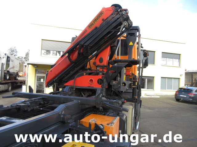 Iveco - Trakker 360 Kipper Allrad 4x4 Kran Palfinger PK 9002 Kommunalhydraulik Winterdienst Euro 5