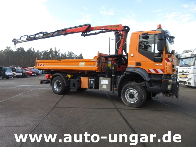 Iveco - Trakker 360 Kipper Allrad 4x4 Kran Palfinger PK 9002 Kommunalhydraulik Winterdienst Euro 5
