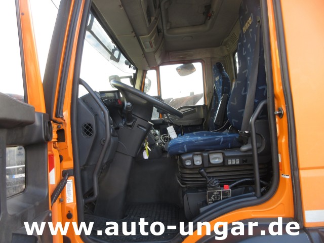 Iveco - Trakker 360 Kipper Allrad 4x4 Kran Palfinger PK 9002 Kommunalhydraulik Winterdienst Euro 5