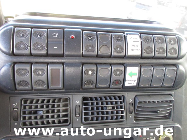 Iveco - Trakker 360 Kipper Allrad 4x4 Kran Palfinger PK 9002 Kommunalhydraulik Winterdienst Euro 5