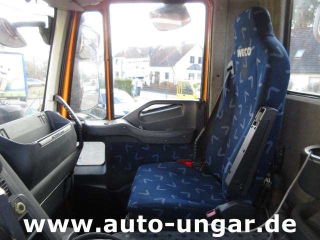 Iveco - Trakker 360 Kipper Allrad 4x4 Kran Palfinger PK 9002 Kommunalhydraulik Winterdienst Euro 5