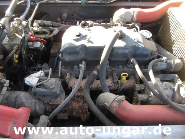 Johnston - CN401 Bucher 5006 Kehrmaschine aus 2018 mit 3. Besen Euro 6 Motor Kärcher