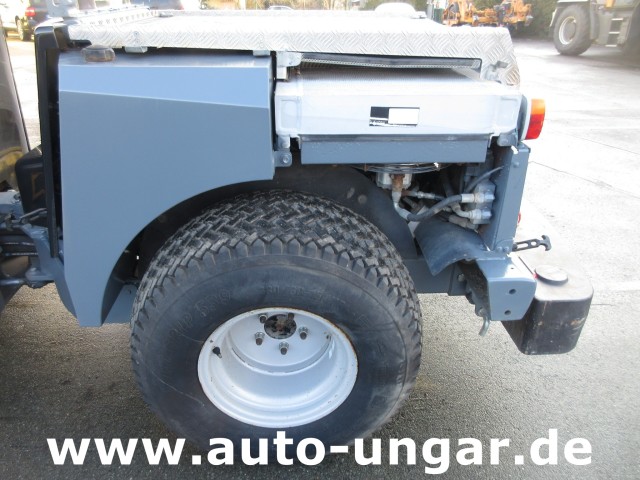 Kärcher - MIC 84 Geräteträger 4x4 mit Frontlader Hoflader Radlader Kommunalfahrzeug