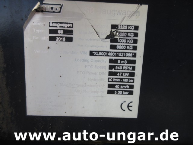 Trilo - S8 Kehrsaugwagen Baujahr 2015 sweep & collect Rasenkehrmaschine Laubsauger