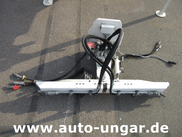 Multicar - CMAR LC860 Schwemmaufbau Laveuse Streetwasher Tremo