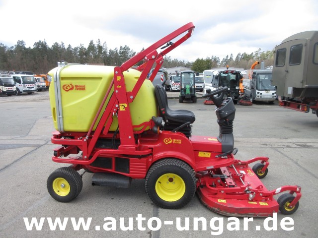Ferrari - PG 220D  Großflächenmäher Parkmäher Lawn Mower Hochentleerung