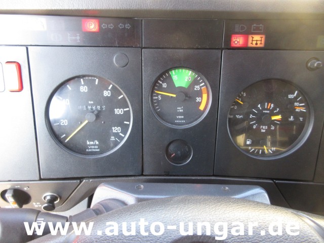 Mercedes - 1224 AF 4x4 Metz LF16 Feuerwehr Doka 9-Sitzer Sperren