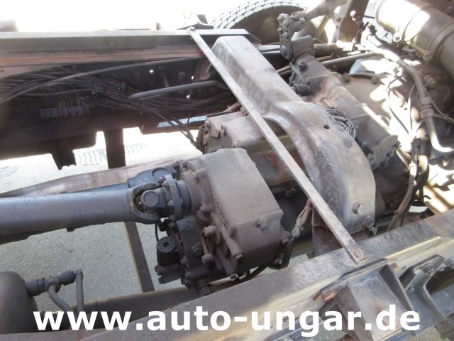 Mercedes - 1224 AF 4x4 Metz LF16 Feuerwehr Doka 9-Sitzer Sperren