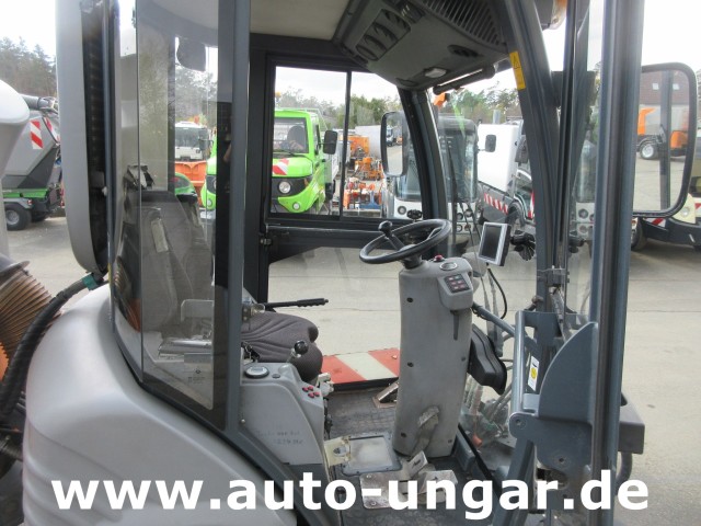 Hako - Citymaster CM1250 Kehrmaschine 4x4  Knicklenkung Kommunalfahrzeug