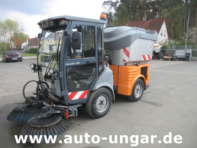 Hako - Citymaster CM1250 Kehrmaschine 4x4  Knicklenkung Kommunalfahrzeug