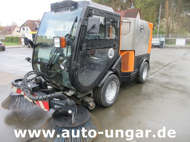 Nilfisk - CityRanger CR 3500 Schmidt Kehrmaschine 4x4 mit Kärcher Druckreiniger