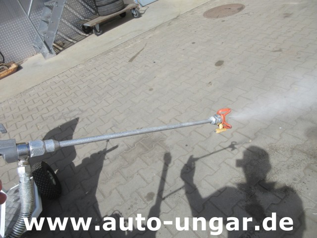 Graco - LineDriver Speeflo 4900 XLT Airless Roadmarking Machine Perls Computer