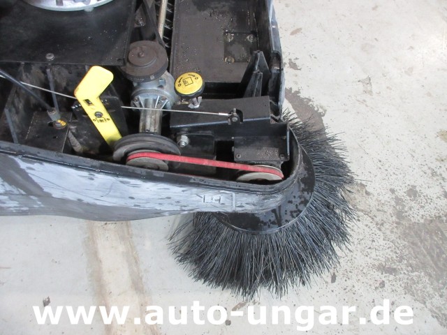 Kärcher - Professional KM75 / 40 W P Hallenkehrmaschine Honda Motor Antrieb