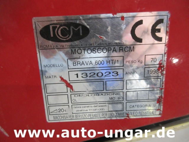RCM - Brava 600 HT 1 Parkplatzkehrmaschine walk-behind sweeper mit Antrieb