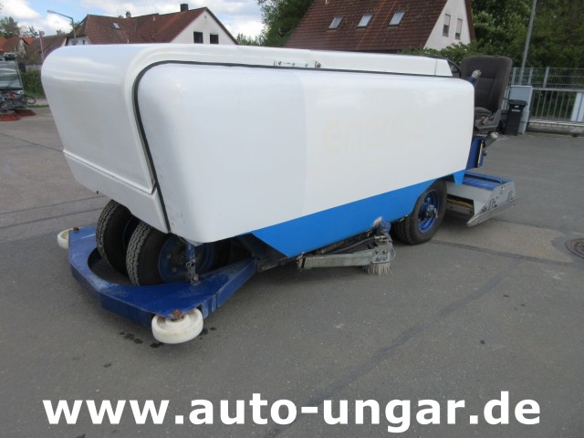 Dupon - OKAY 3000 Gas OK Matic Ice Resurfacer Eismaschine Iceresurfacer ripascitore di ghiaccio