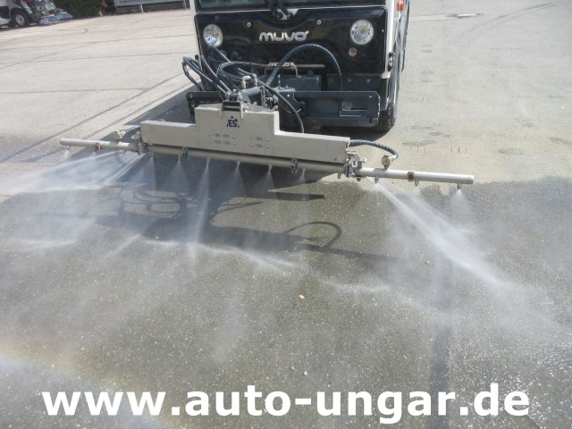 Holder - Rasco Muvo Cristal CH 3000 BP Schwemmfahrzeug 4x4x4 aus 2017 Streetwasher