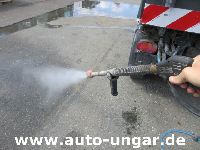 Holder - Rasco Muvo Cristal CH 3000 BP Schwemmfahrzeug 4x4x4 aus 2017 Streetwasher