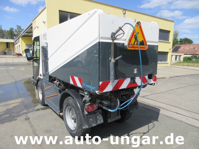 Holder - Rasco Muvo Cristal CH 3000 BP Schwemmfahrzeug 4x4x4 aus 2017 Streetwasher