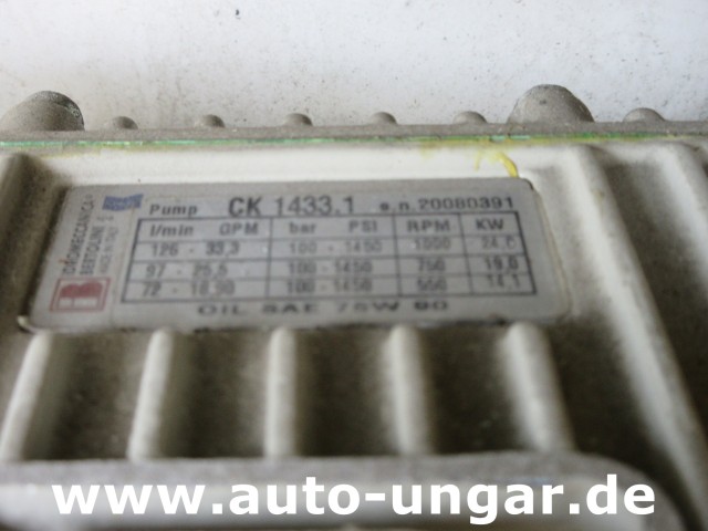 Holder - Rasco Muvo Cristal CH 3000 BP Schwemmfahrzeug 4x4x4 aus 2017 Streetwasher