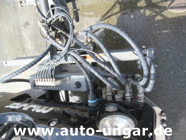 Holder - Rasco Muvo Cristal CH 3000 BP Schwemmfahrzeug 4x4x4 aus 2017 Streetwasher