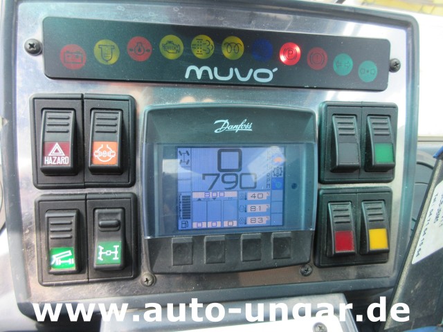 Holder - Rasco Muvo Cristal CH 3000 BP Schwemmfahrzeug 4x4x4 aus 2017 Streetwasher