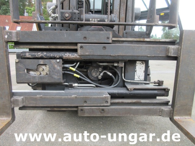 Nissan - DX 30 UniCarriers aus 2018 Meyer Drehgerät Diesel Zinkenversteller 470cm