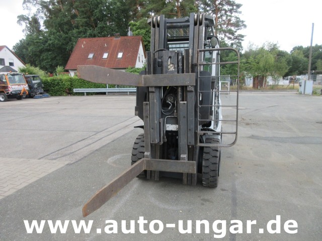 Nissan - DX 30 UniCarriers aus 2018 Meyer Drehgerät Diesel Zinkenversteller 470cm