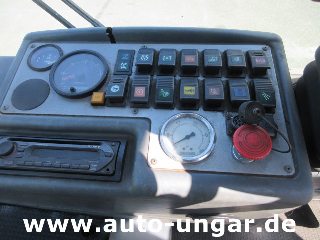 Boschung - Pony P4 T Allrad 4x4 Kipper Kommunalfahrzeug Euro 4 Diesel