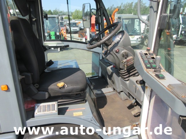 Boschung - Pony P4 T Allrad 4x4 Kipper Kommunalfahrzeug Euro 4 Diesel