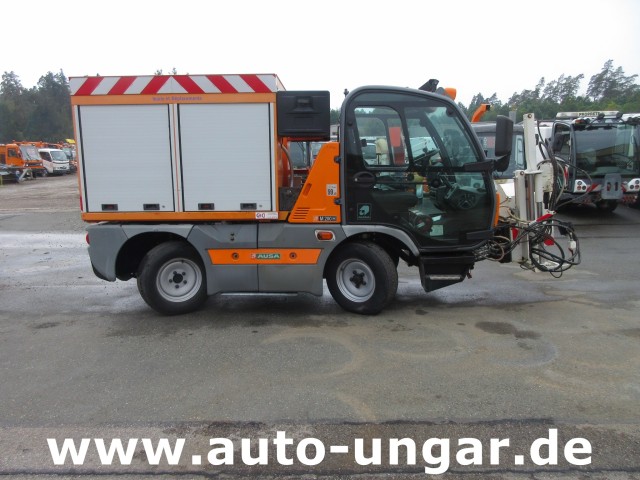 Ausa - M200H 4x2x4 Baujahr 2015 mit Tyrolit Bohrer und Wasserfass