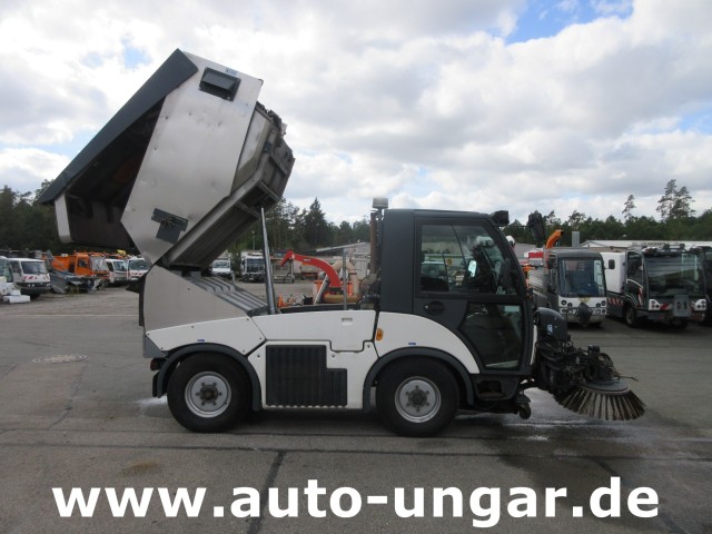 Hako - CityMaster CM 2000 Bj. 2015 2-Besen-System 4-Rad Lenkung Kehrmaschine