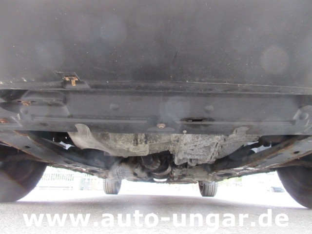 Ford - Mondeo Ghia 1.8l Benzin Limousine 1. Hand erst 47'km