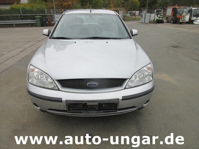 Ford - Mondeo Ghia 1.8l Benzin Limousine 1. Hand erst 47'km